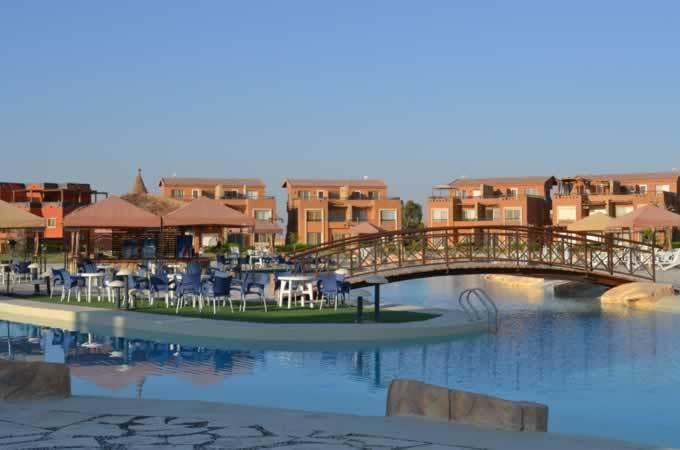 Three-Bedroom Garden Chalet at Marina Wadi Degla For Families Ain Suchna Zimmer foto